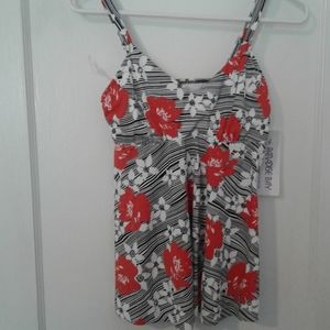 NWT Paradise Bay Size 8 Swim Tankini Top Floral